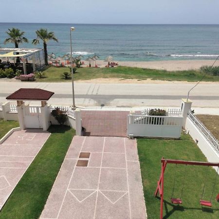 Suite In Front Of The Sea Nea Thesi 외부 사진