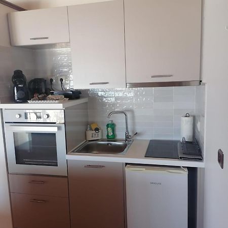 Suite In Front Of The Sea Nea Thesi 외부 사진